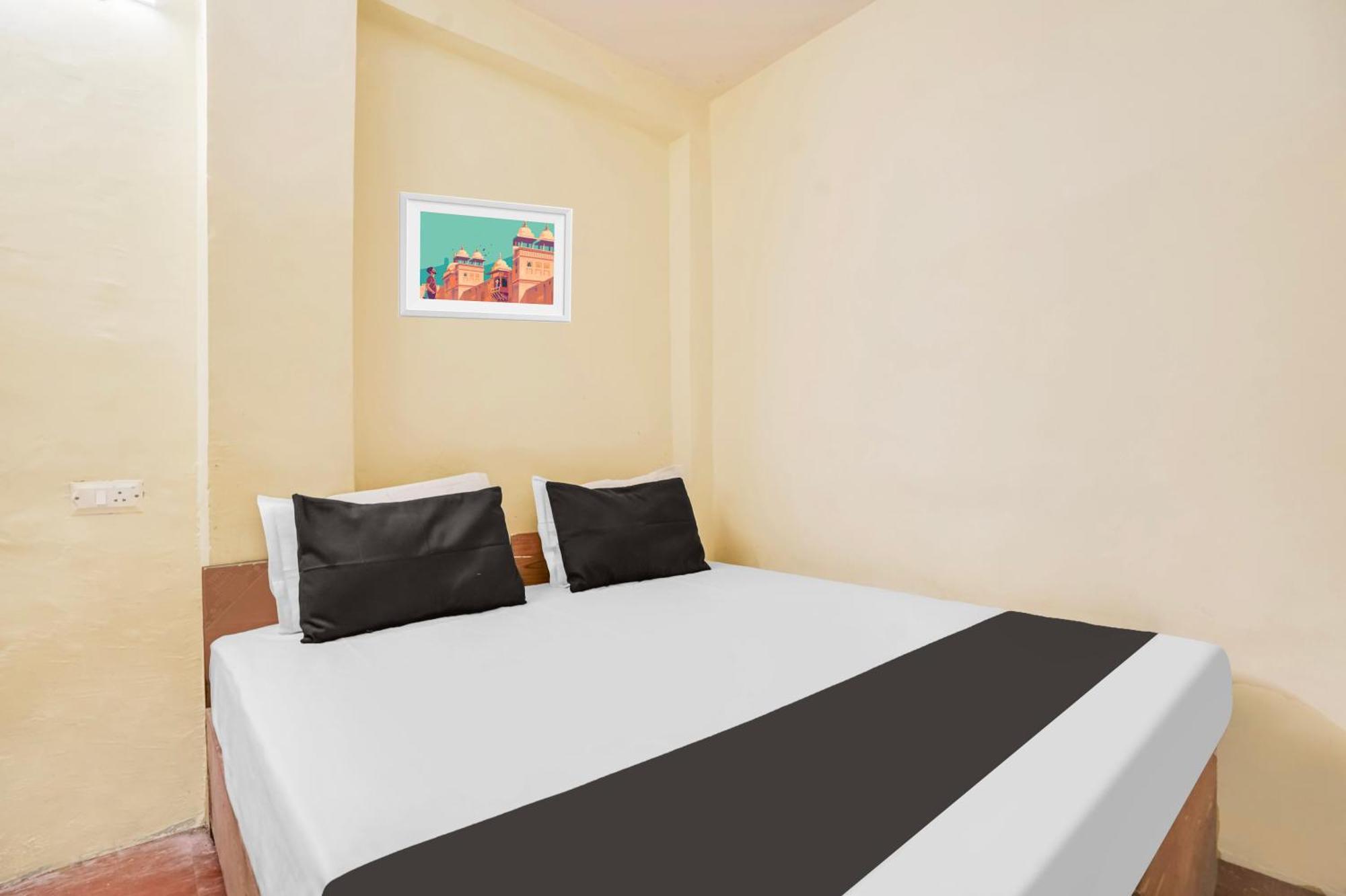 Hotel Spot On Tejasvi Noida Exterior foto